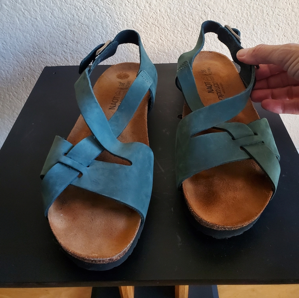 Naot sz 38 Like New! Teal sandal